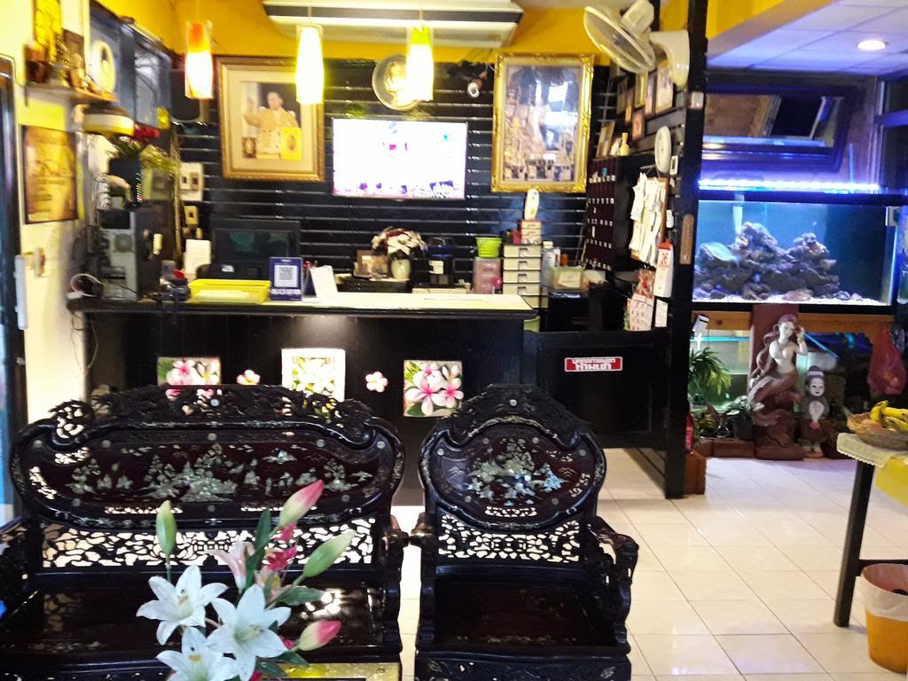 Thaiphiphat House Bangkok Eksteriør bilde