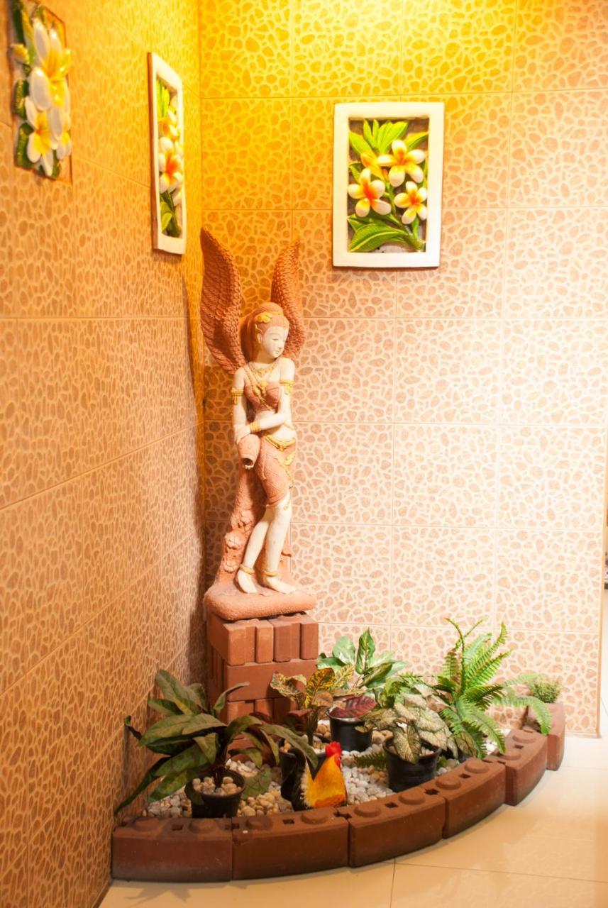 Thaiphiphat House Bangkok Eksteriør bilde